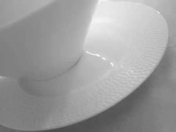 Büyük Fincan Dekorasyonunda Şıklık ve Fonksiyonelliğin Uyumu Nasıl Sağlanır