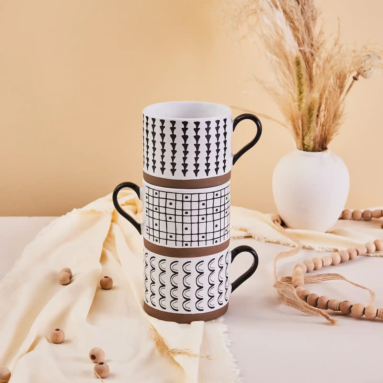 Büyük Kupa Dekorasyonu: Mekânlara Şıklık ve Özgünlük Katan Yaratıcı Tasarımlar