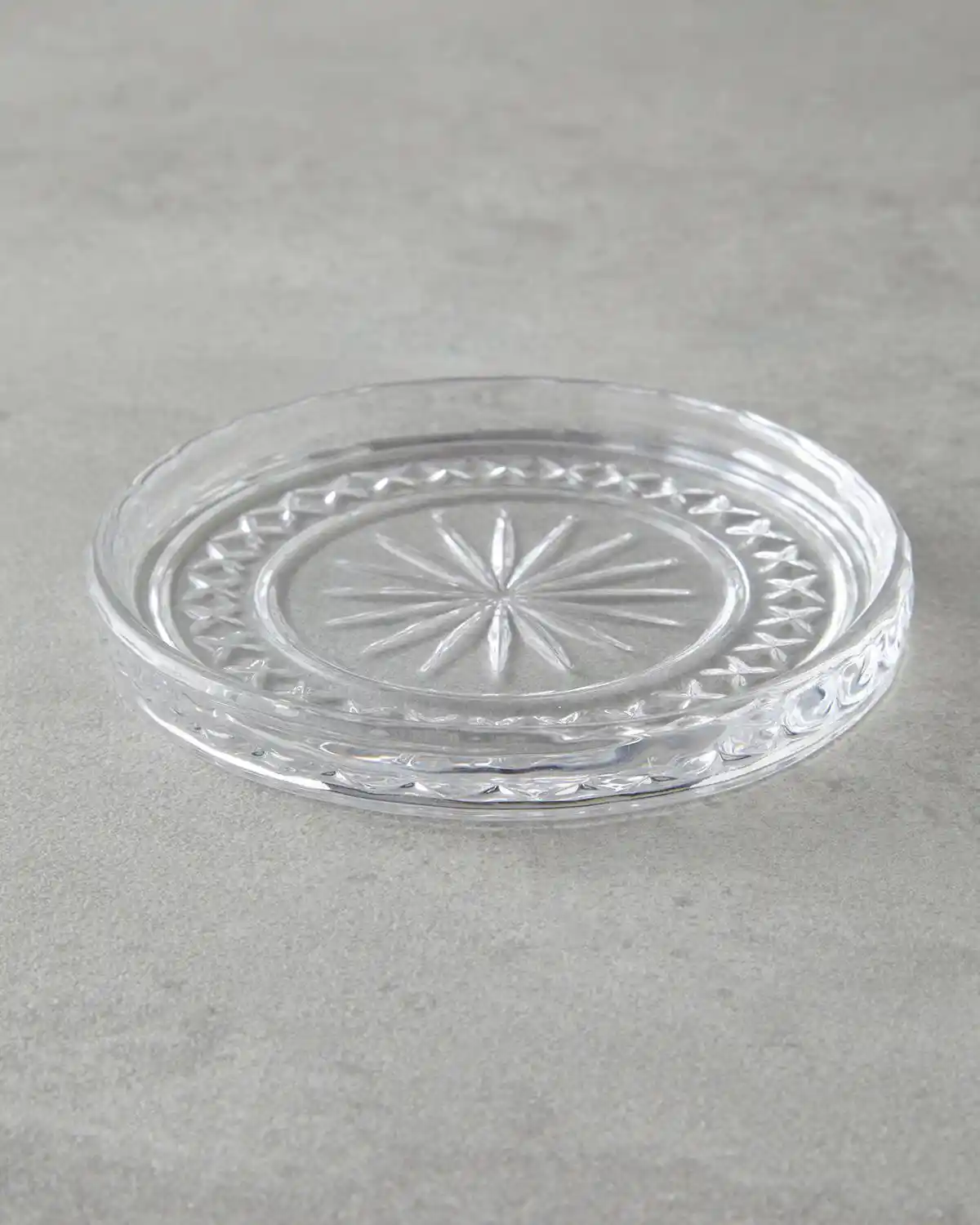 Cam Bardak Altlığıyla Dekorasyonunuza Şıklık Katmanın Yolları ve En Yeni Modeller