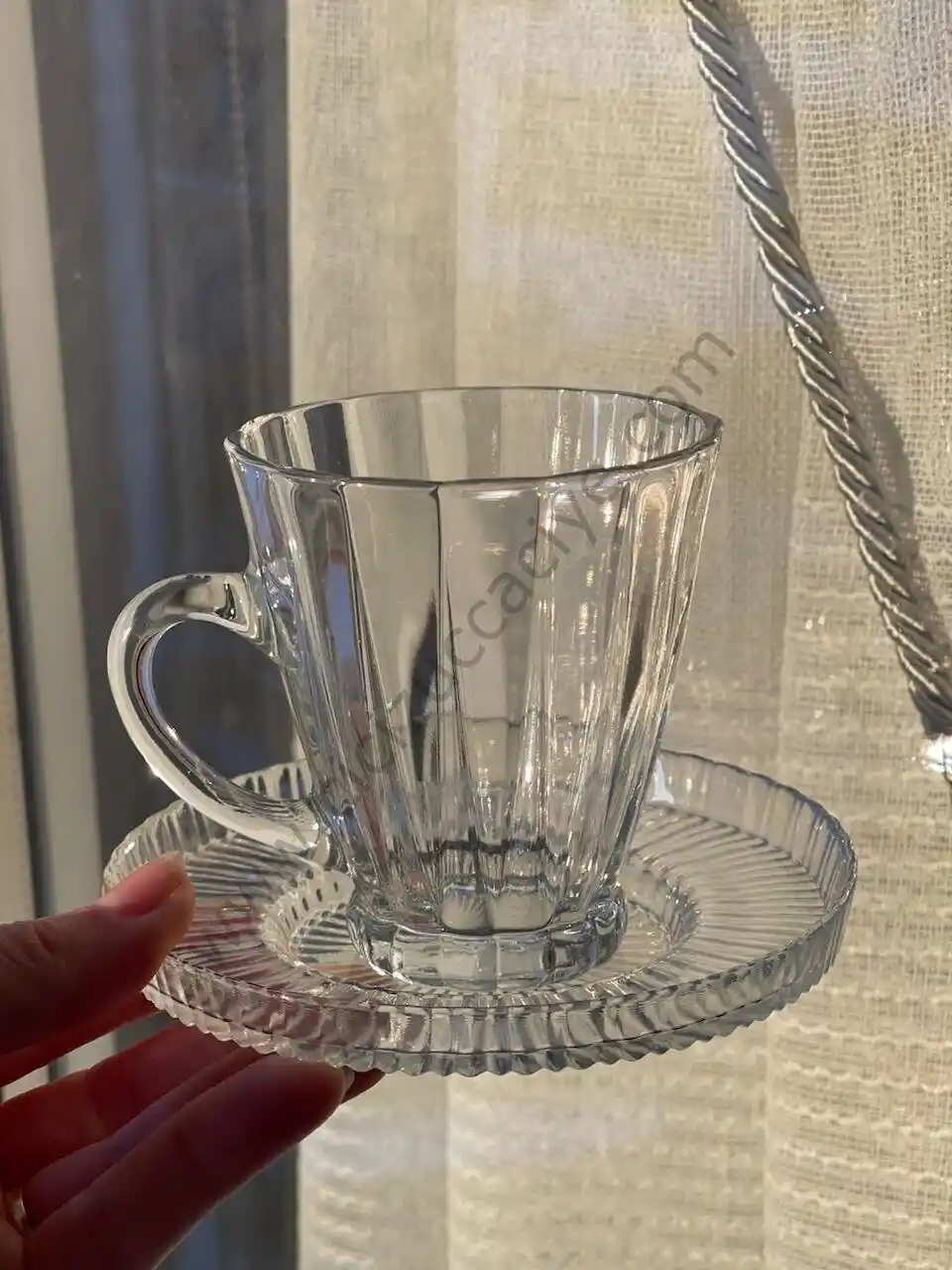 Cam Çay Setleri ile Dekorasyonda Zarafet ve Fonksiyonellik Yaratmanın Yolları