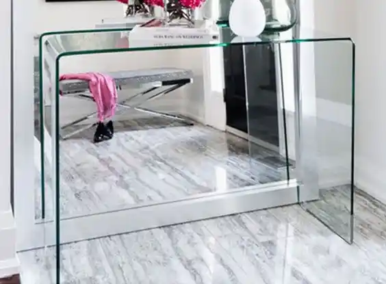 Cam Dresuar ile Modern ve Şık Dekorasyon Çözümleri Sunan Mobilya Parçası