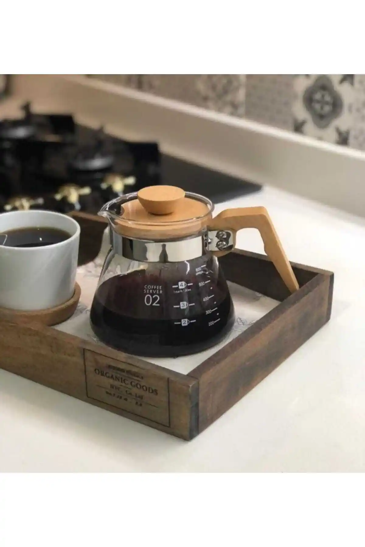 Cam Kahve Demliği ile Dekorasyonda Zarafet ve İşlevselliğin Birleşimi