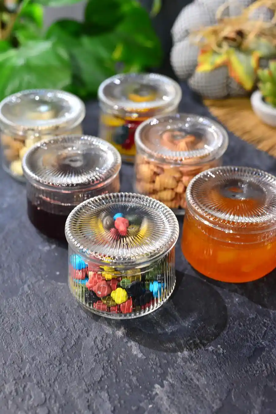 Cam Kapaklı Kaseler ile Dekorasyon ve Fonksiyonellik Bir Arada Sağlar