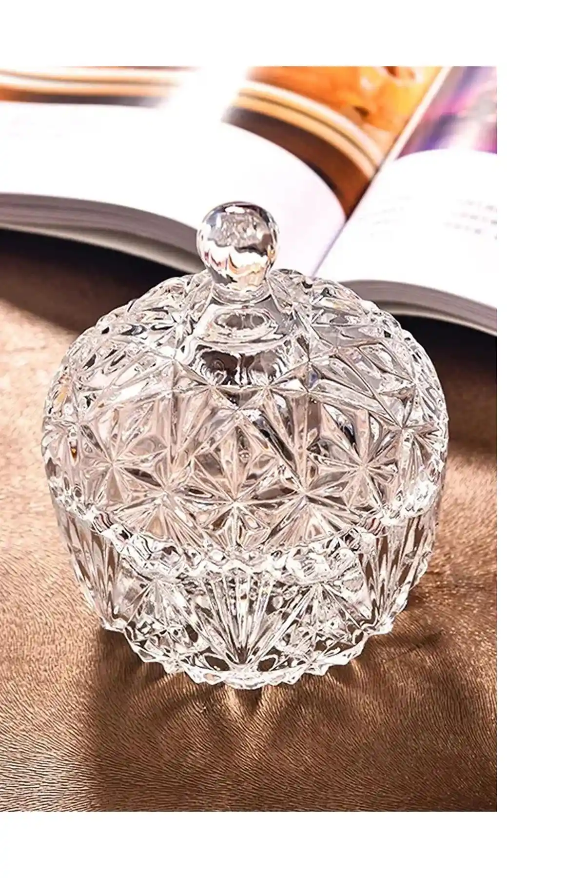 Cam Kapaklı Lokumluklar ile İç Mekan Dekorasyonunda Şıklık ve Fonksiyonellik