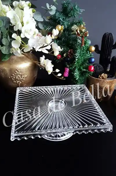 Cam Pasta Standlarıyla Dekorasyonda Estetik ve İşlevselliğin Birleşimi