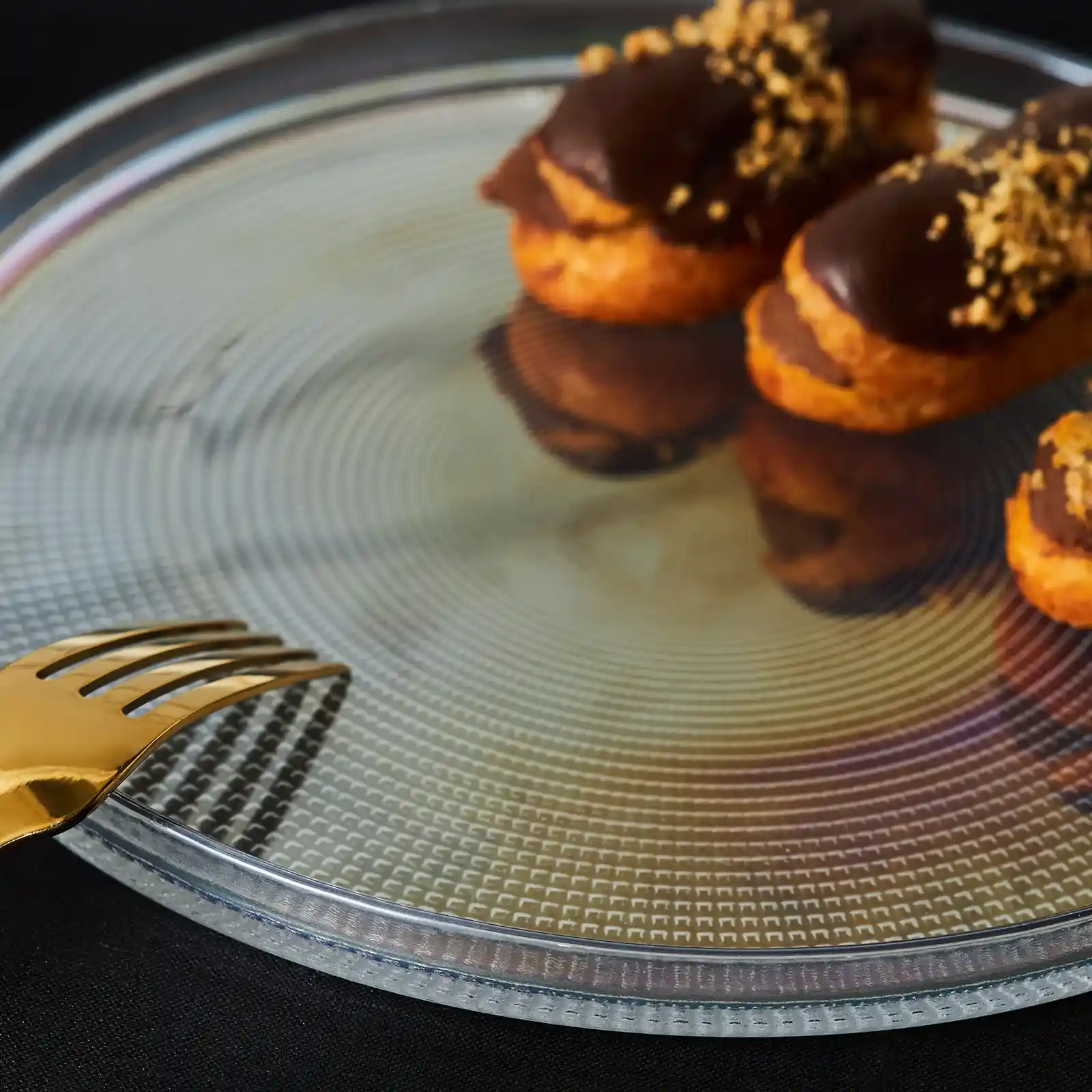 Cam Pasta Takımı Dekorasyonda Estetik ve İşlevselliği Bir Arada Sunar