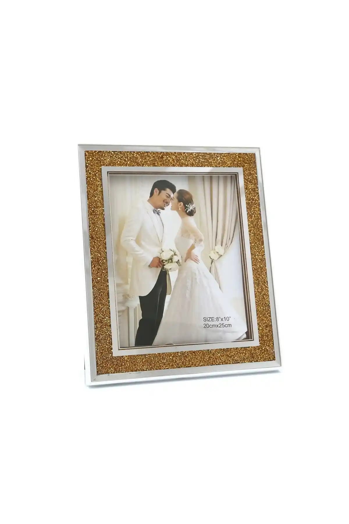 Cam Resim Çerçevesi ile Modern ve Şık İç Mekân Dekorasyonu Rehberi