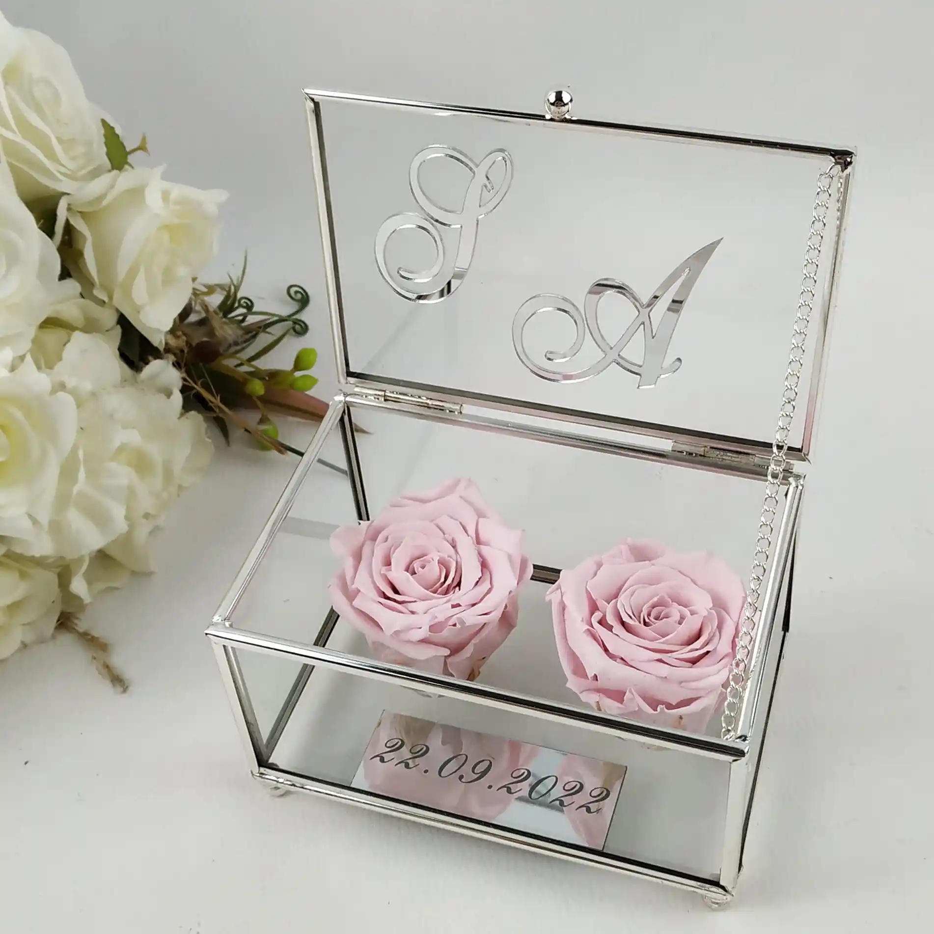 Cam Yüzük Kutuları ile Dekorasyonda Zarafet ve Fonksiyonellik Sağlayan Çözümler