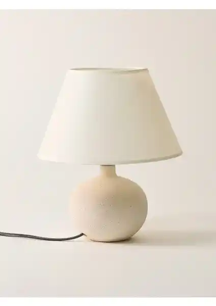 Carle Seramik Abajur: Estetik ve Fonksiyonelliği Bir Araya Getiren Modern Aydınlatma Çözümü