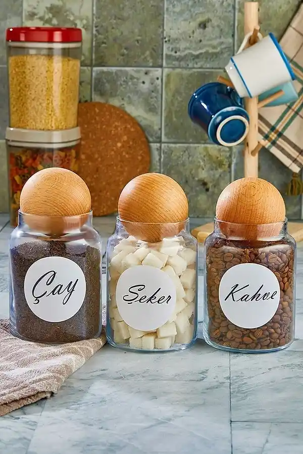 Çay Koyma Kapları ile Dekorasyonda Zarafet ve İşlevsellik Nasıl Sağlanır