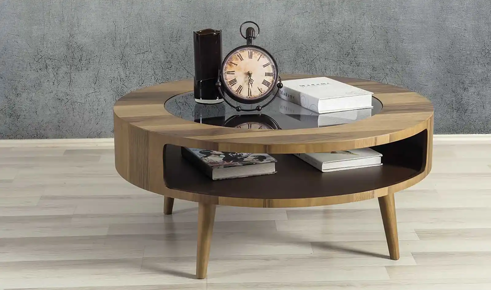 Ceviz Orta Sehpa ile Dekorasyonunuza Zarif ve Doğal Bir Dokunuş Katın