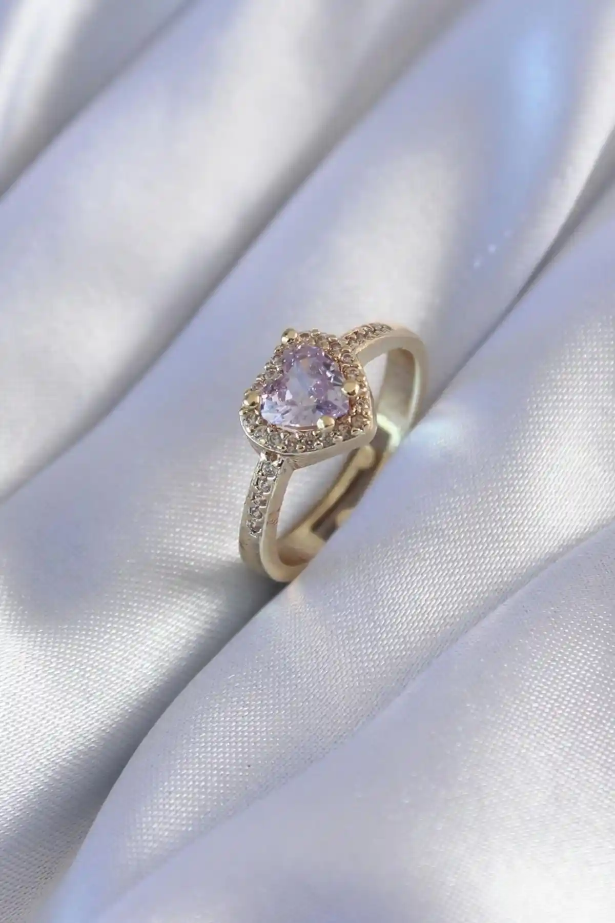 Ciddi İlişki Yüzükleri ve Dekorasyonda Kullanım İpuçları