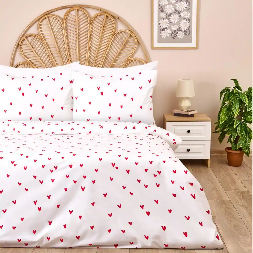 Çift Kişilik Kalpli Nevresim Modelleri ile Yatak Odanıza Sevgi Dolu Dokunuşlar