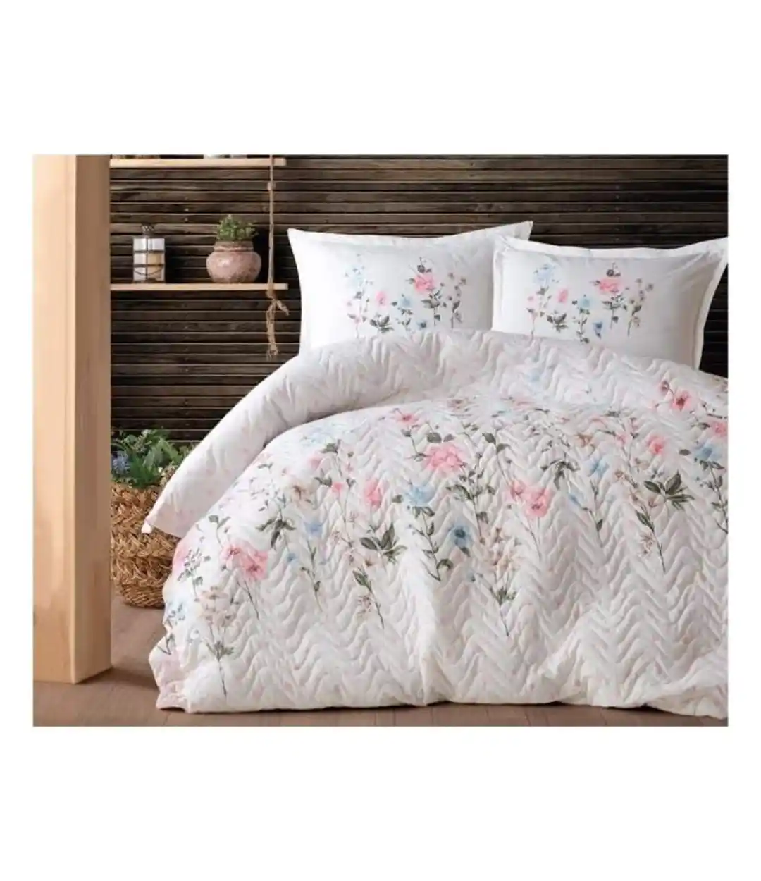 Çift Kişilik Yatak Örtüsü Seçiminde Stil ve Konforun Uyumlu Kombinasyonu