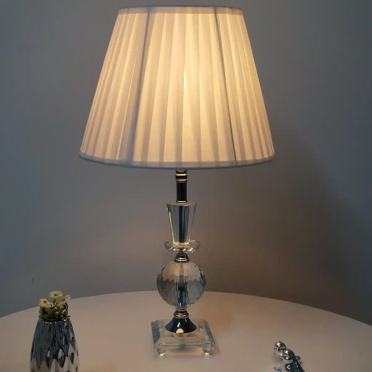 Dekorasyonda Abajur Seçimi ve Atmosfer Yaratma Rehberi