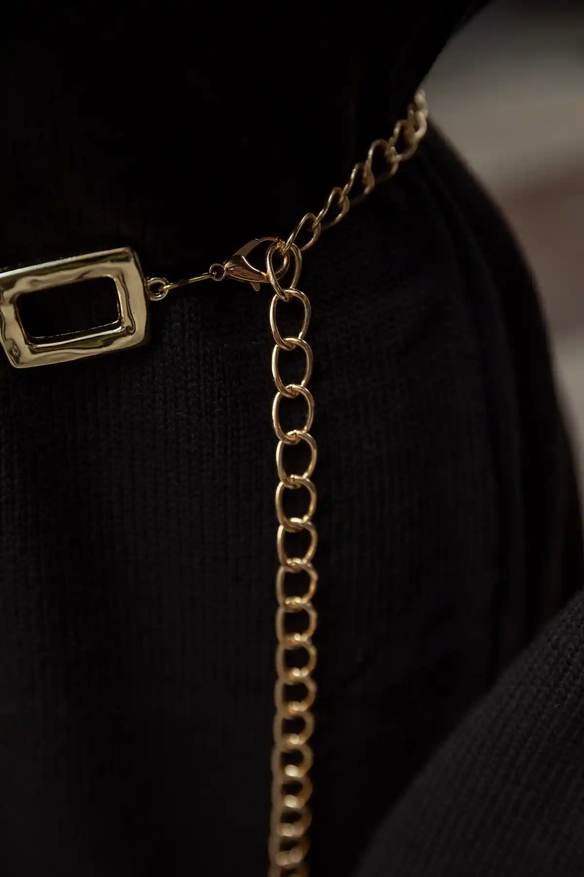 Dekorasyonda Gold Aksesuarların Yeri ve Kullanım İpuçları