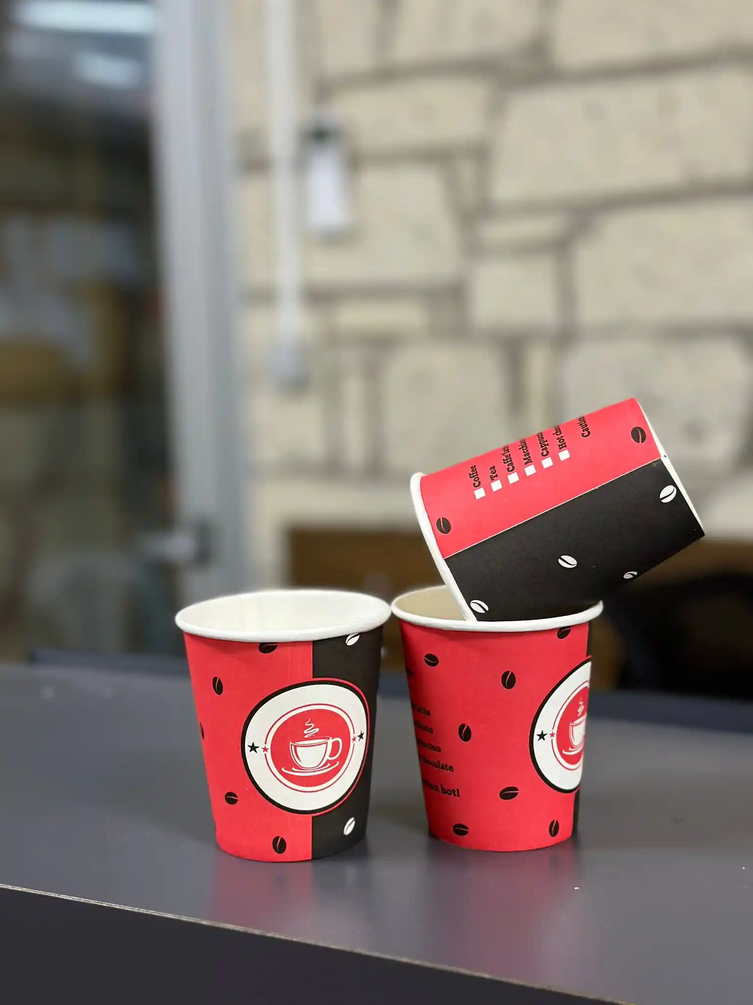 Dekorasyonda Kağıt Bardakların Yaratıcı ve Sürdürülebilir Kullanımı