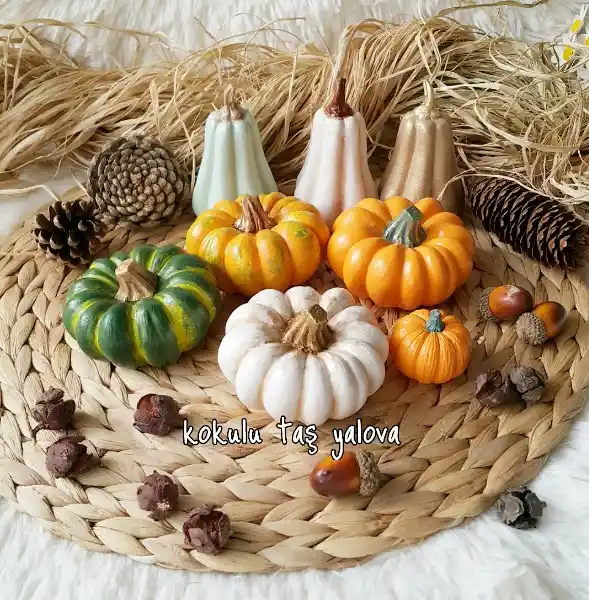 Dekoratif Balkabağı Süs Eşyalarıyla Sonbahar ve Halloween Atmosferi Yaratın