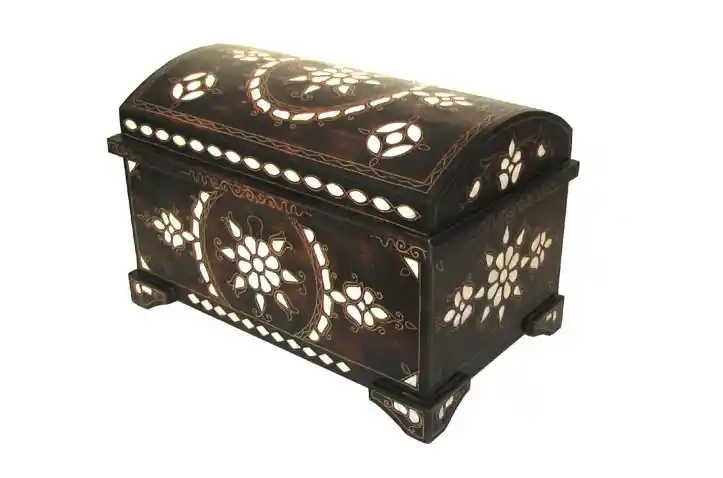 Dekoratif Sandık Modelleriyle Evinize Şıklık Katın ve Fonksiyonelliği Artırın