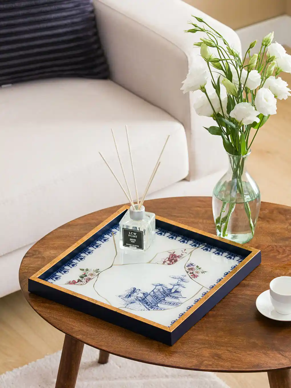 Dekoratif Tepsi Seçimi ve Kullanımıyla Evinize Şıklık Katın