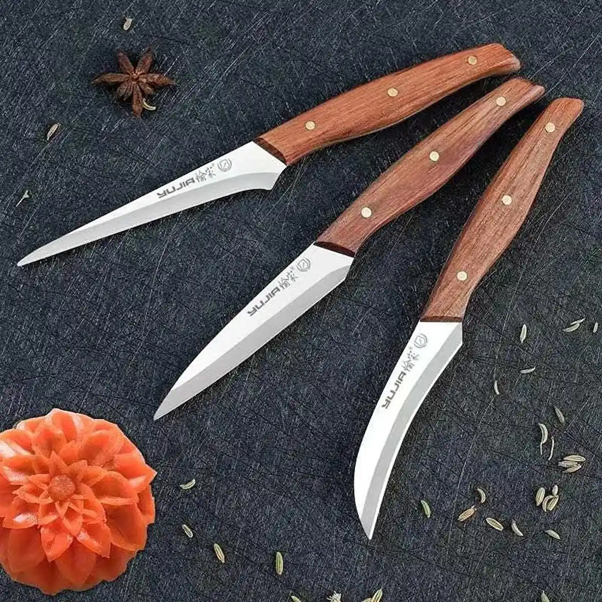 Dekoratif ve Fonksiyonel Mutfak Bıçak Setleri ile Şıklığı Artırın