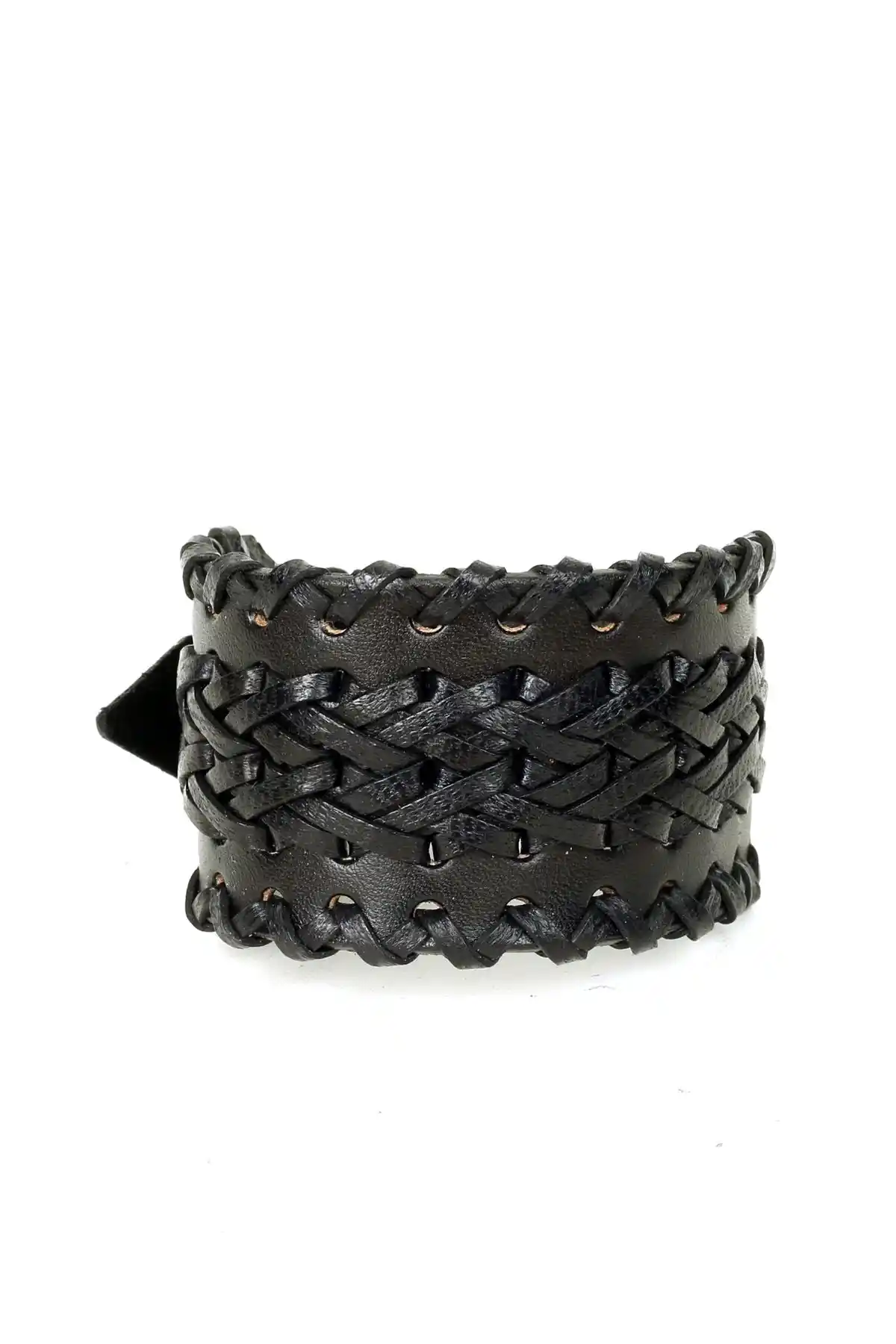 Deri Takılar ve Aksesuarlar ile Dekorasyonun Estetik ve İşlevsel Kullanımı