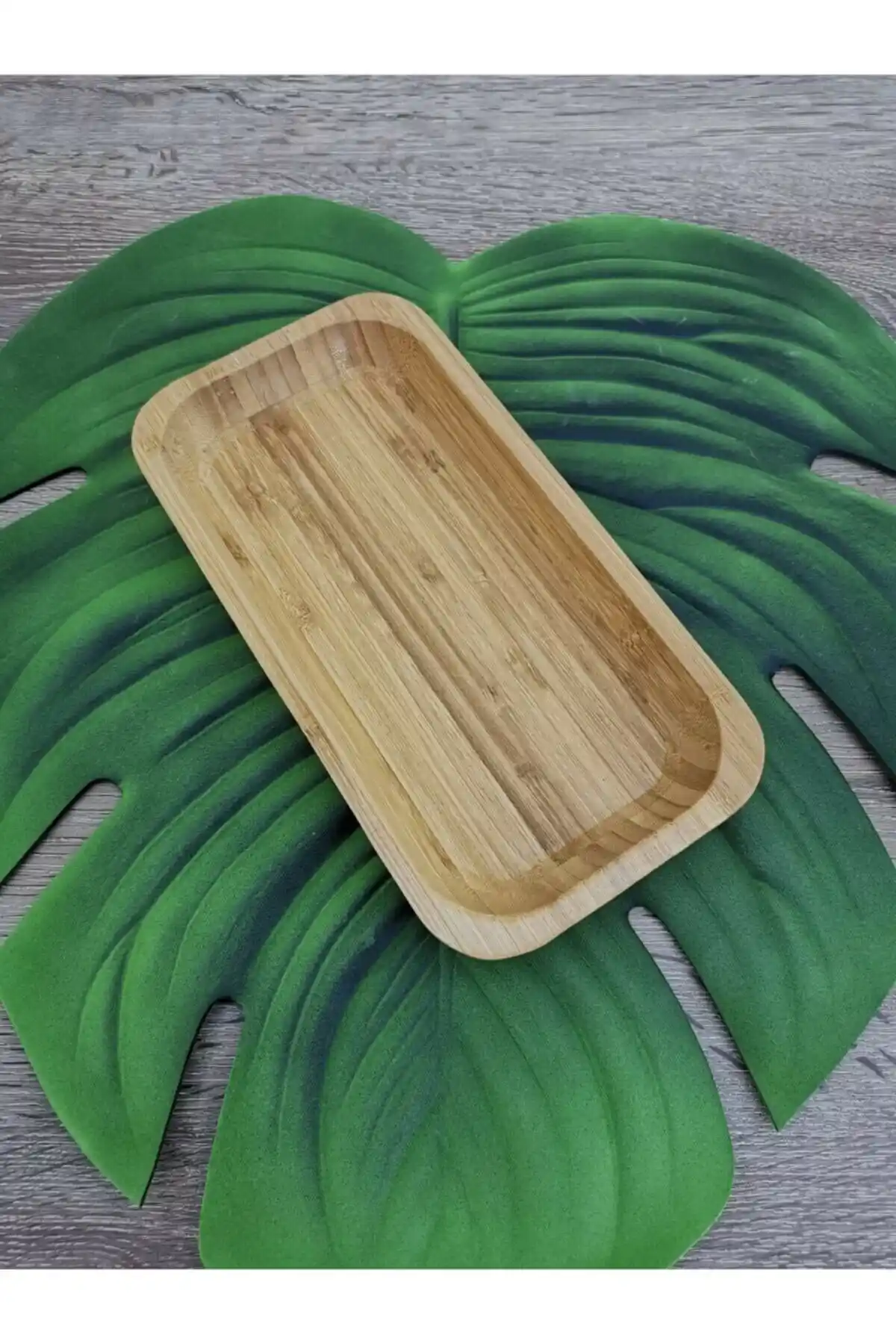 Dikdörtgen Salata Tabağı ile Modern ve Şık Sofralar Yaratmanın Yolları