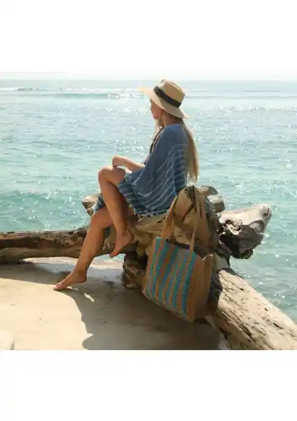 Doğa Dostu ve Şık Solea Aqua Taşıma Çantalı Havlu Ürün Özellikleri ve Kullanım Alanları