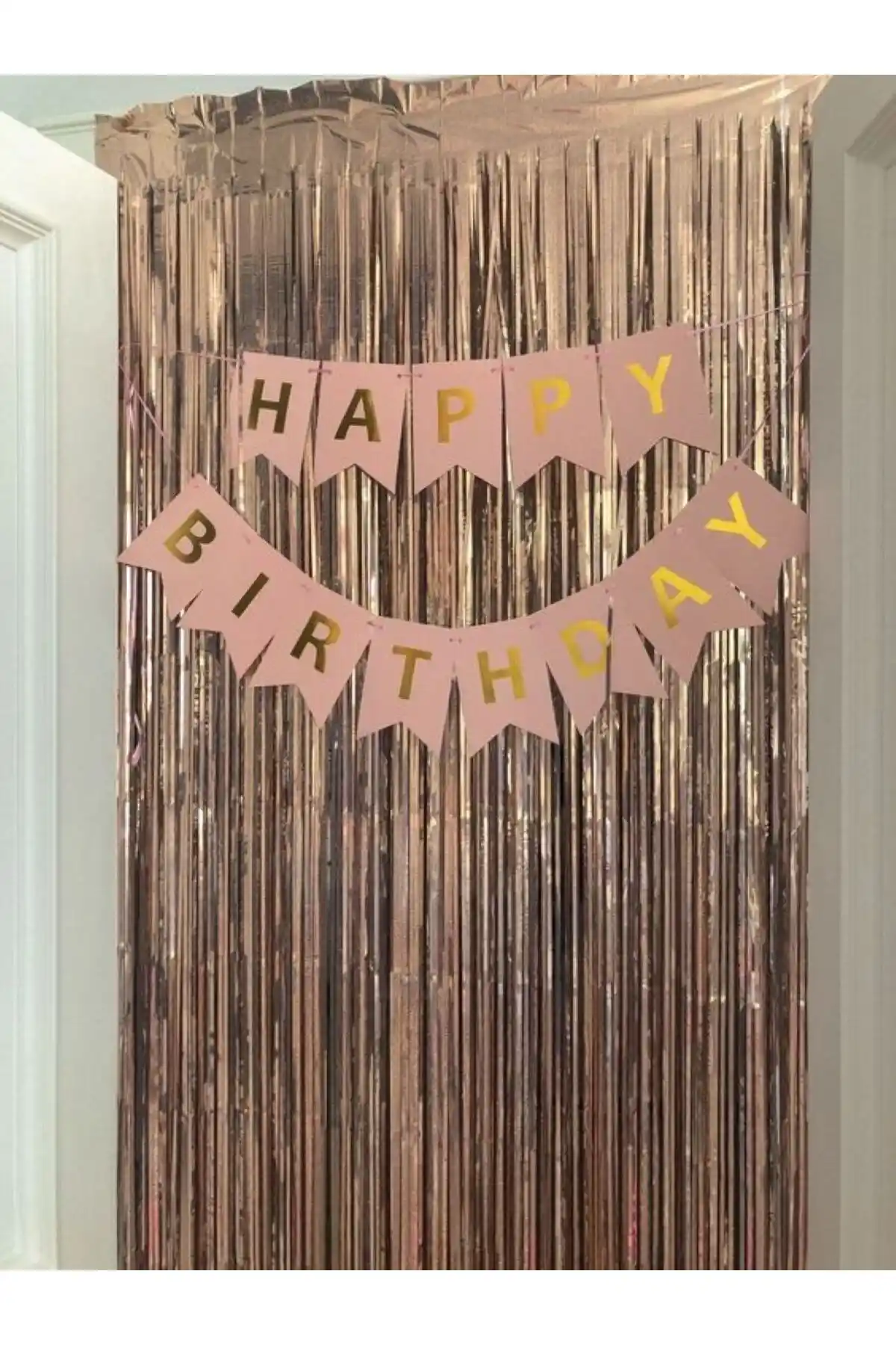 Doğum Günü Perdesi Seçimi ve Dekorasyon Trendleri Hakkında Kapsamlı Rehber