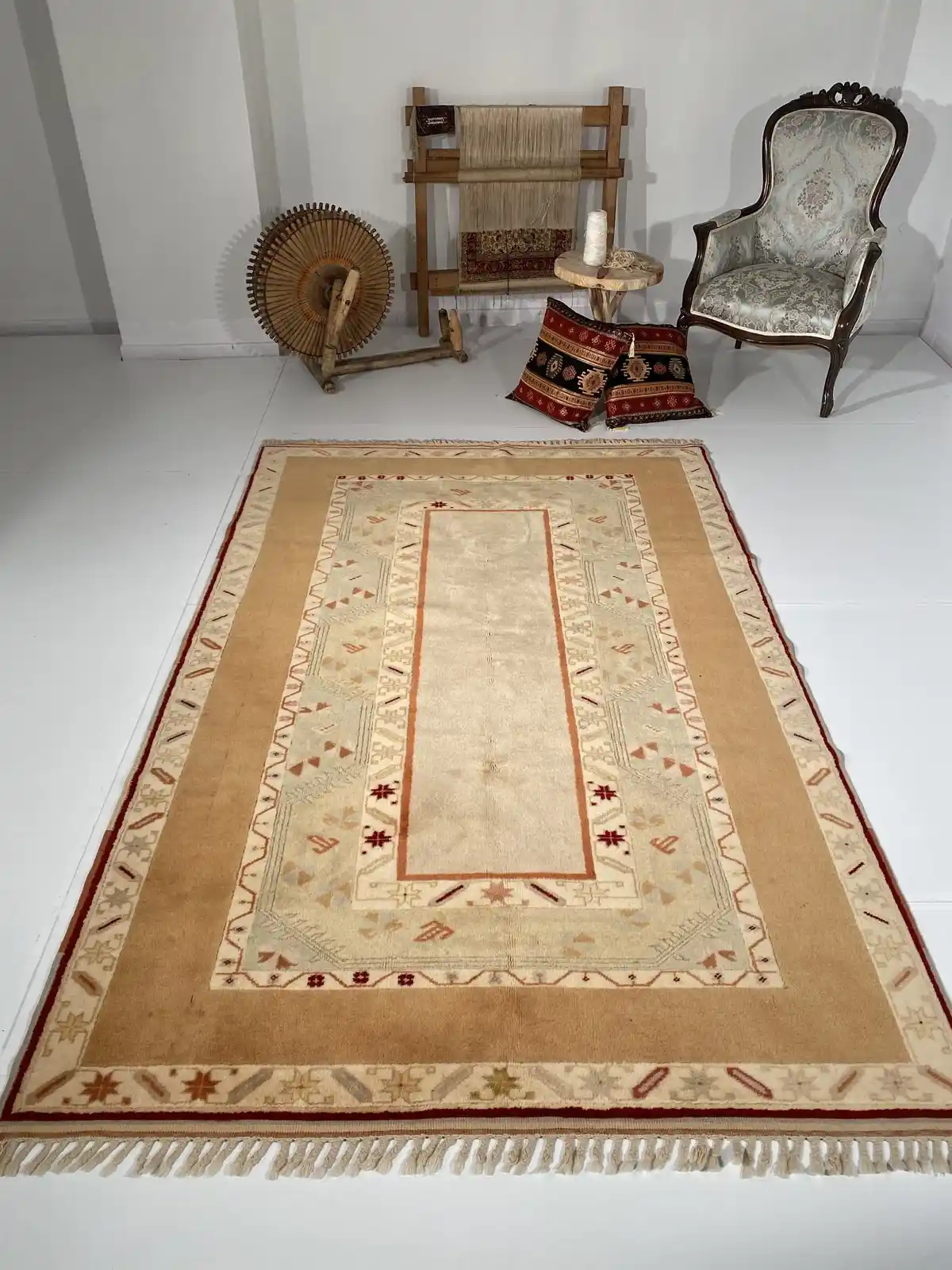 Dokuma Halı Modelleri ve Dekorasyonda Sıcaklık ile Şıklık Yaratma Rehberi