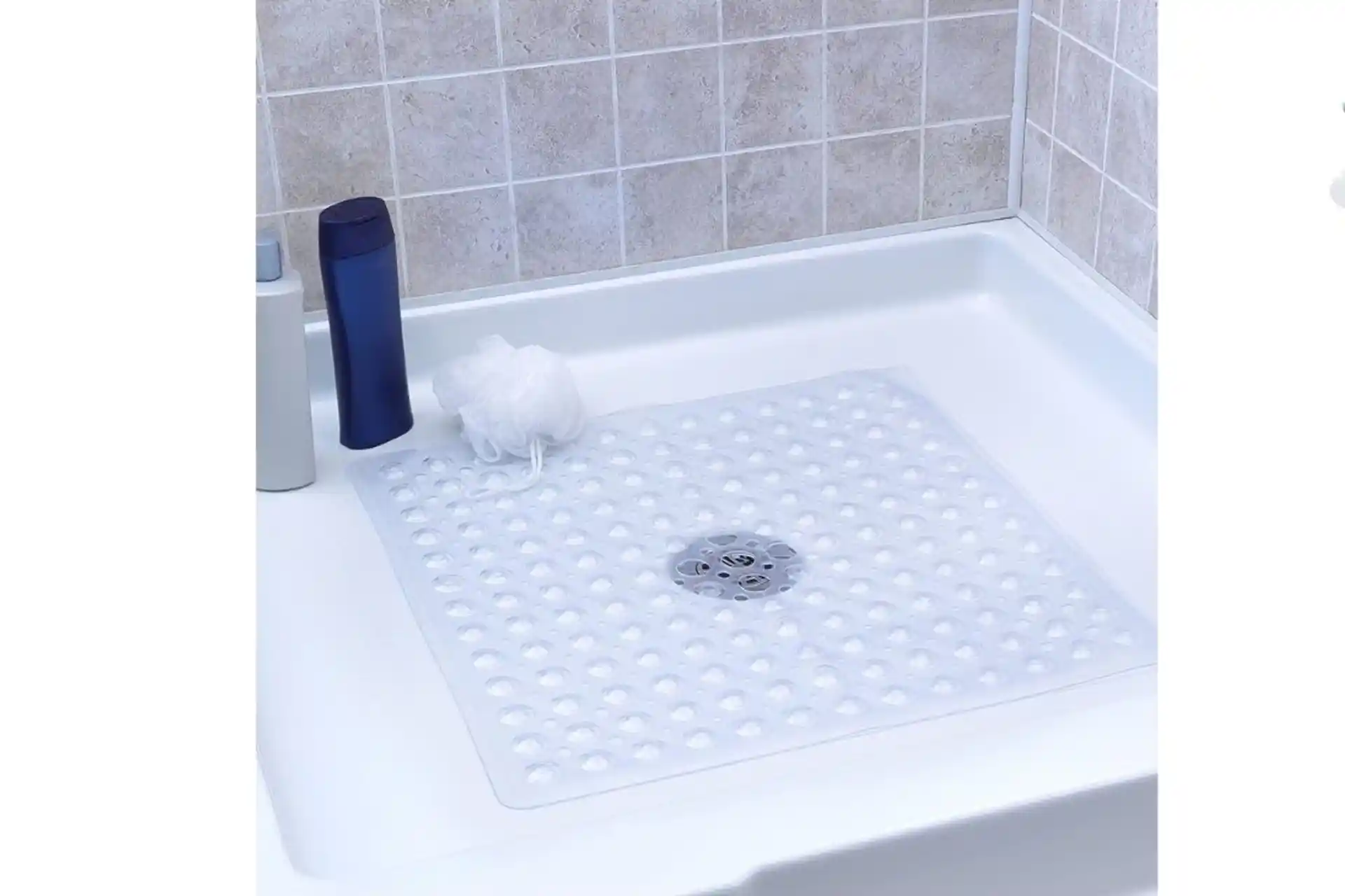 Duşakabin İçin Kaydırmaz Malzeme Seçenekleri ve Dekorasyonda Önemi