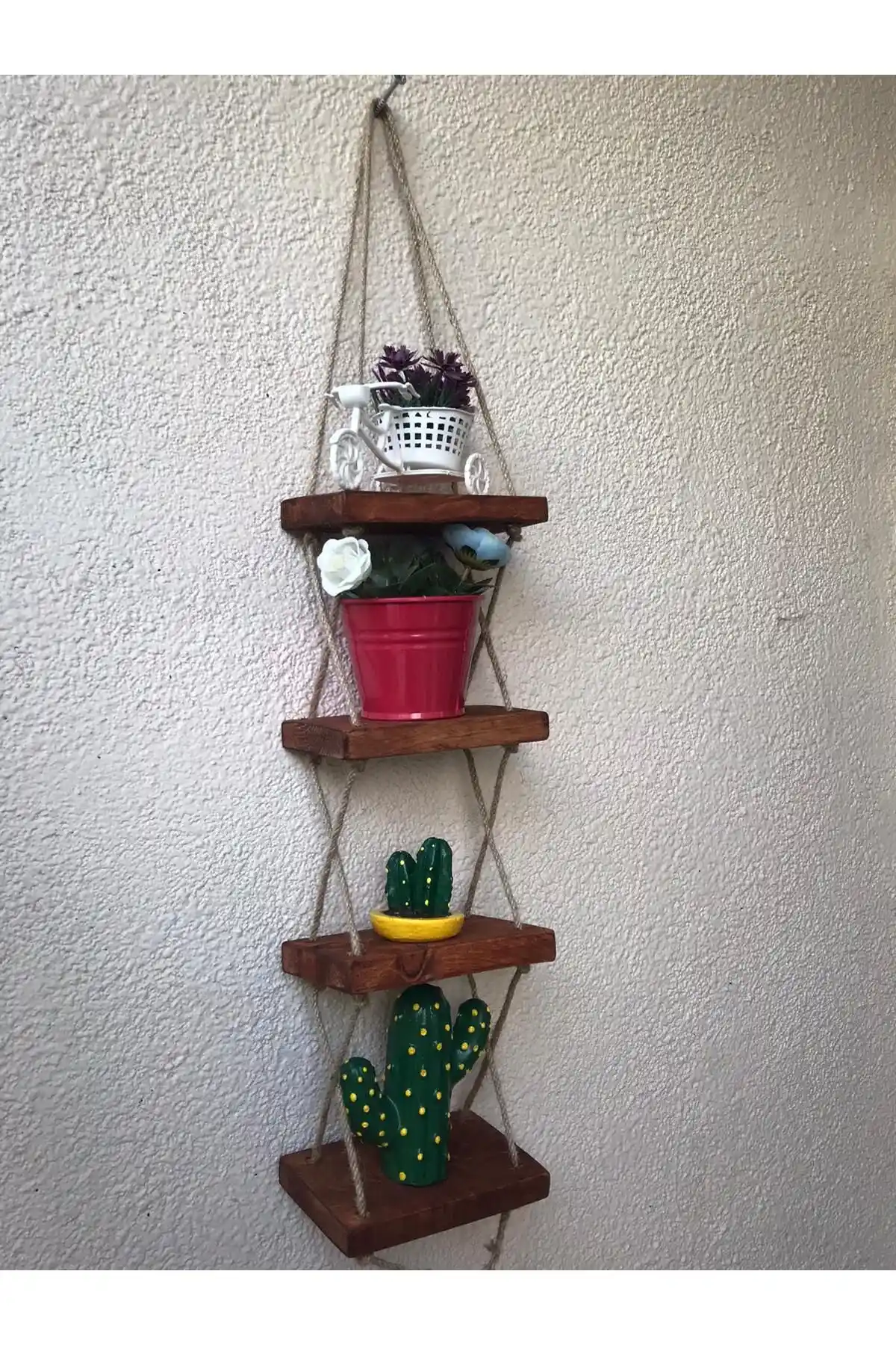 Duvar Çiçeklik Rafları ile Mekanlarınıza Doğal ve Şık Dokunuşlar Ekleyin