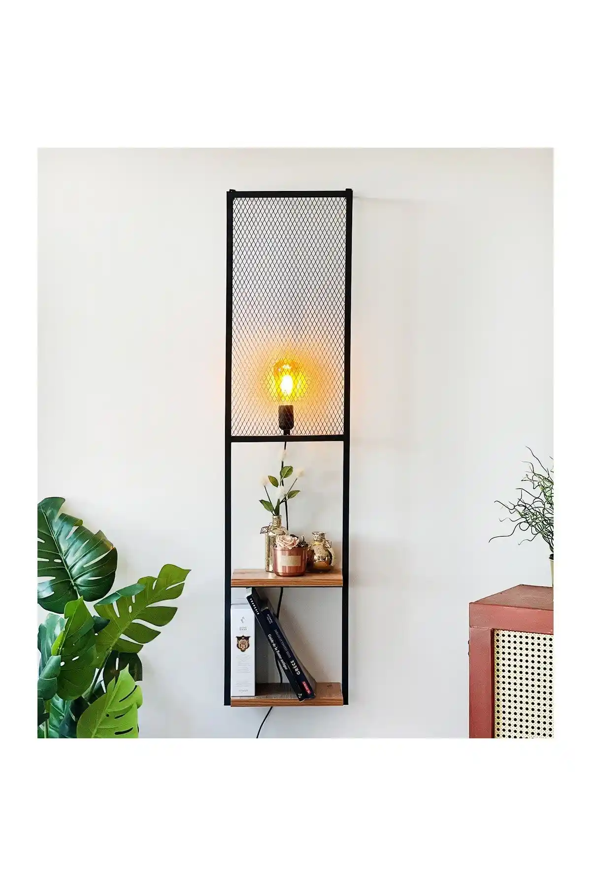 Duvara Monte Lambaderler: Modern ve Şık Aydınlatma Çözümleri ile Dekorasyonunuzu Yenileyin