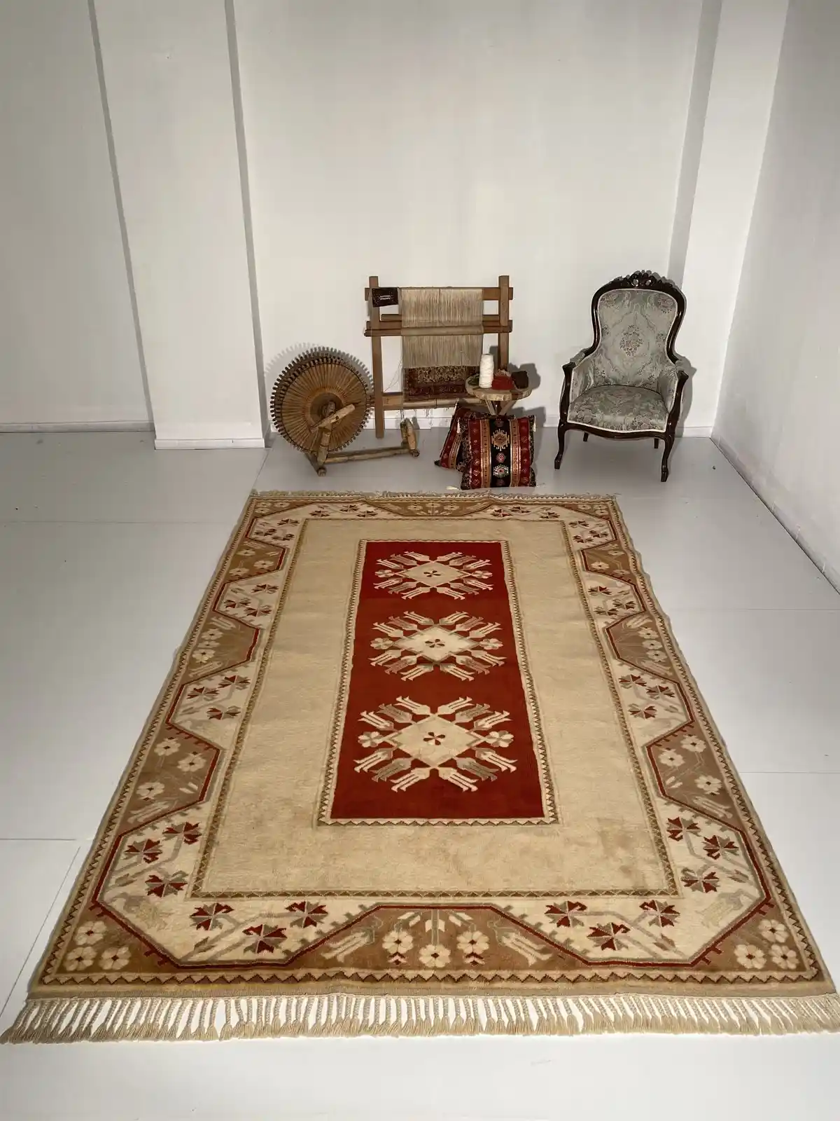 El Dokuma Halıların Tarihi, Üretimi ve Dekorasyonda Kullanım Rehberi