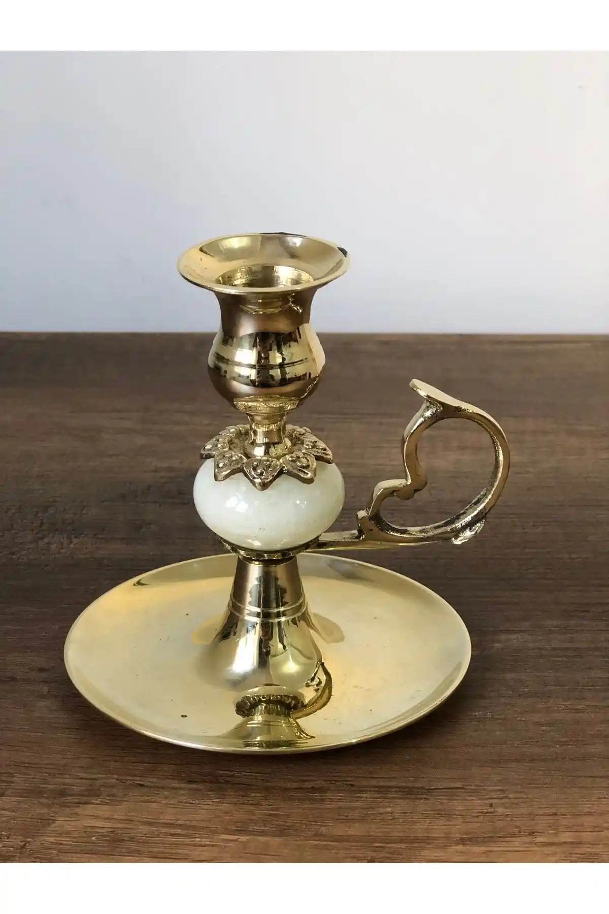 El Şamdanları Dekorasyonda Zarafet ve Fonksiyonelliğin Birleşimi