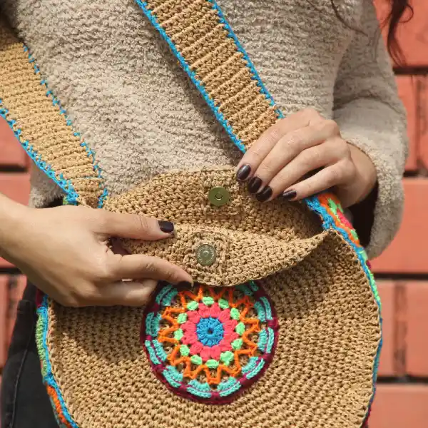 El Yapımı Hasır Çanta ile Dekorasyon ve Moda Trendlerini Yakalayın