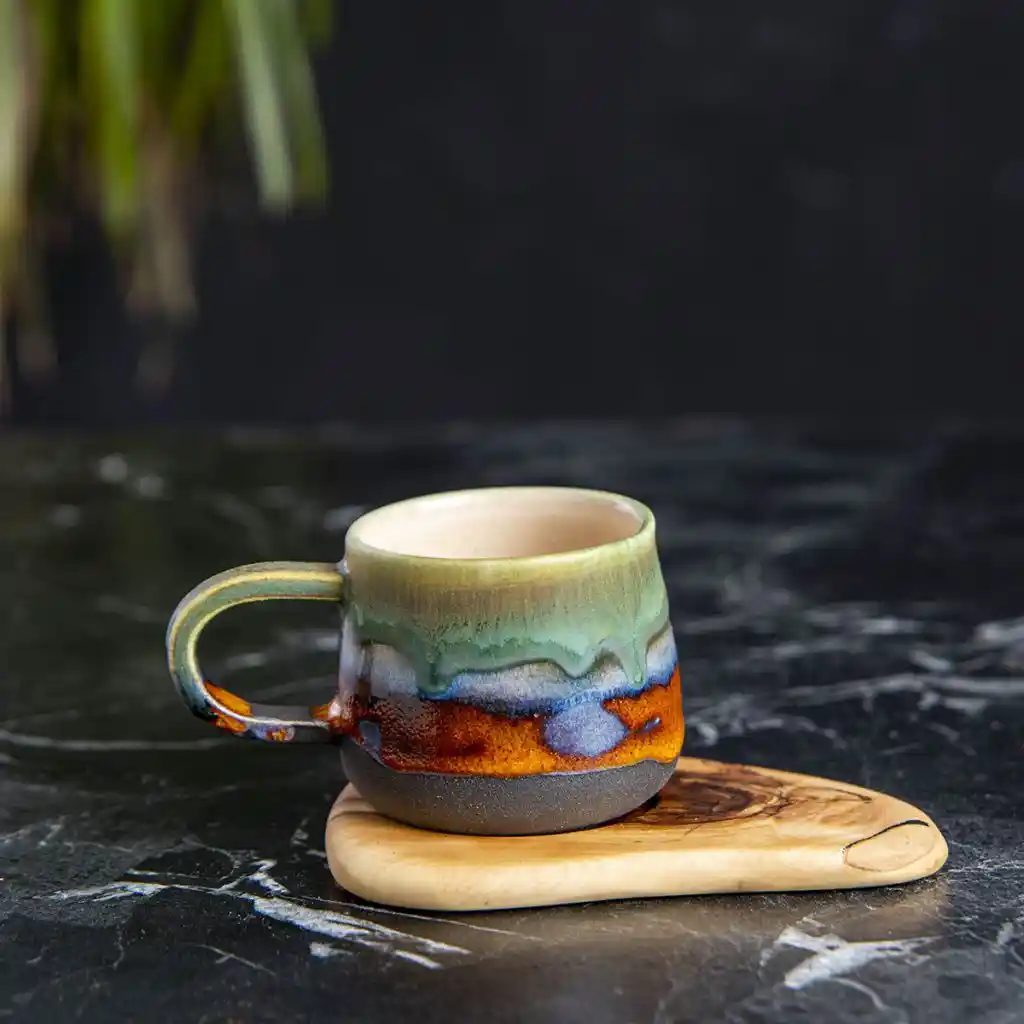 El Yapımı Seramik Fincanlar ile Dekorasyonunuzu Zenginleştirin ve Mekânlara Sanatsal Dokunuş Katın