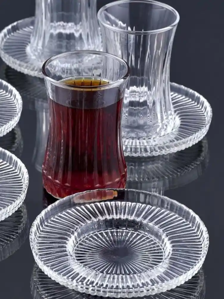 Elysia Çay Tabağı ile Ev Dekorasyonunuza Zarif ve İşlevsel Dokunuşlar