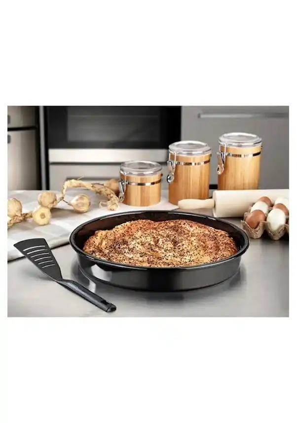 Emaye Fırın Tepsisi ile Dekorasyonda Şıklık ve İşlevselliğin Birleşimi