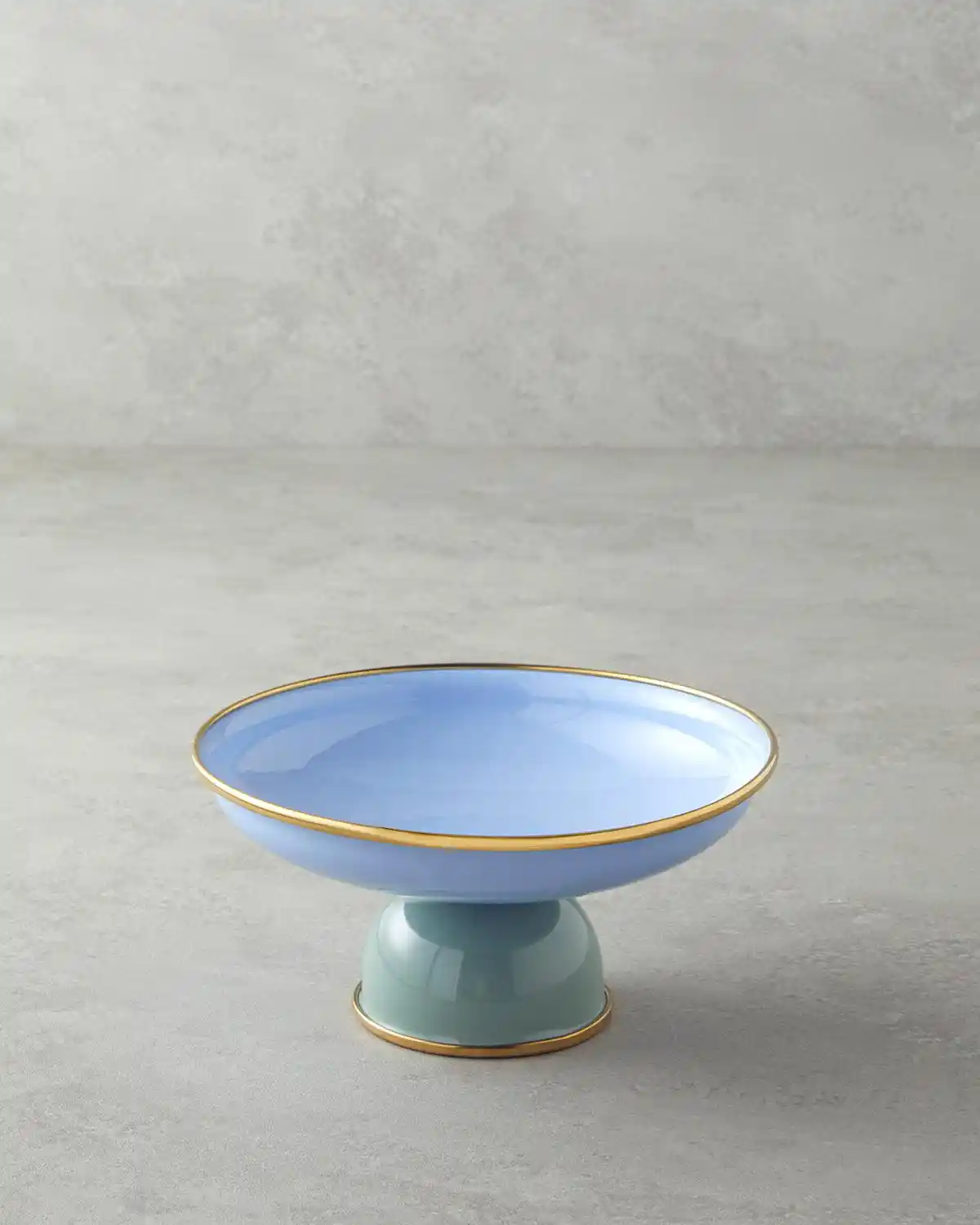 Emaye Sunumlukların Dekorasyonda Kullanımı ve Avantajları Hakkında Detaylı Bilgi