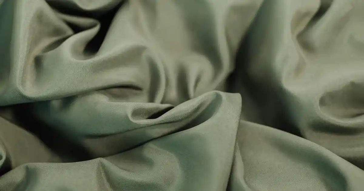 Eminönü’nde Puff Satıcıları ve Modern Dekorasyon Trendleri Üzerine Güncel Bilgiler