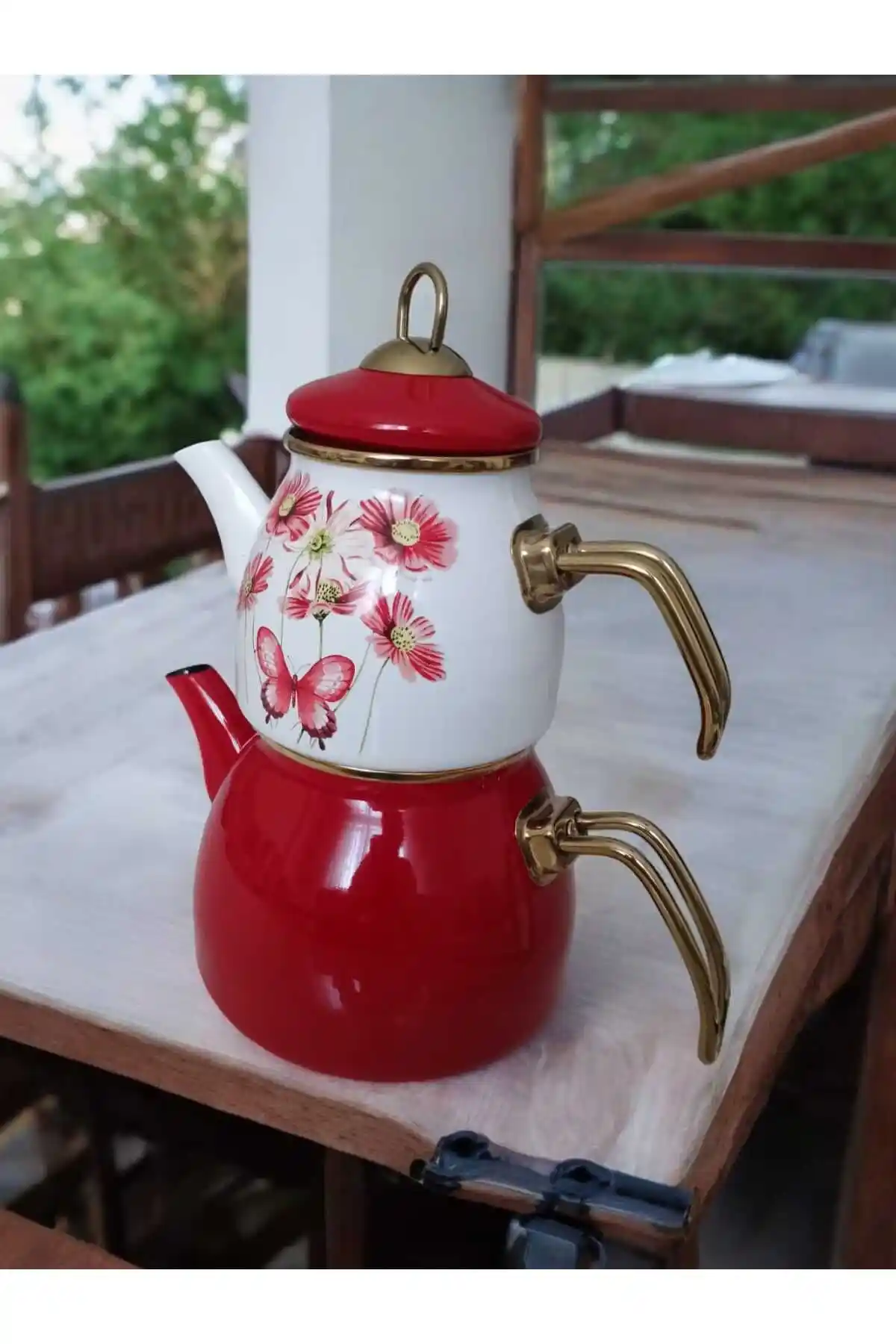 Emiva Home Emaye Çaydanlıklar ile Dayanıklı ve Estetik Mutfak Dekorasyonu