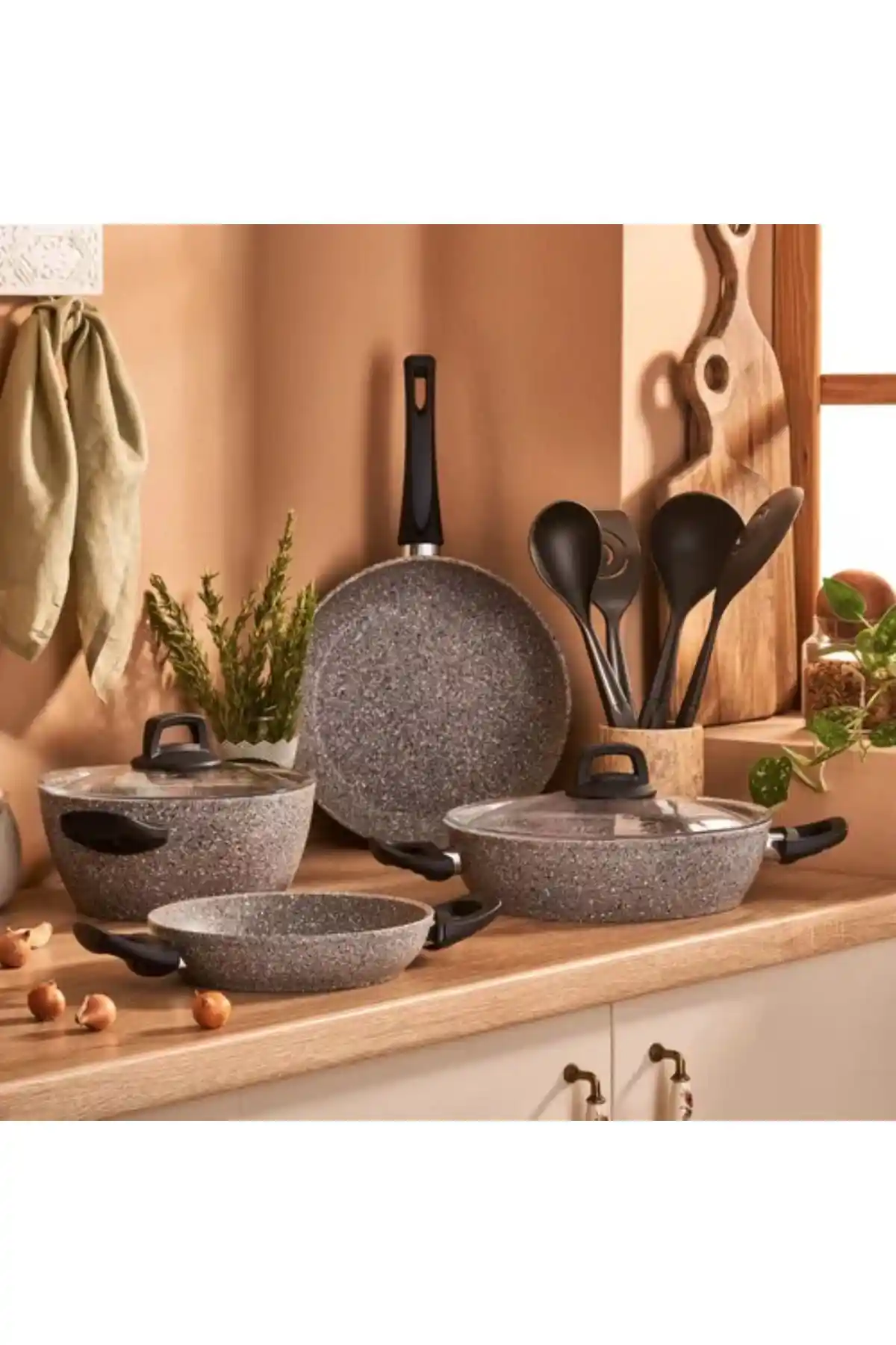 Emsan Olinda Tencere Seti ile Mutfağınızda Şıklık ve Fonksiyonellik Bir Arada