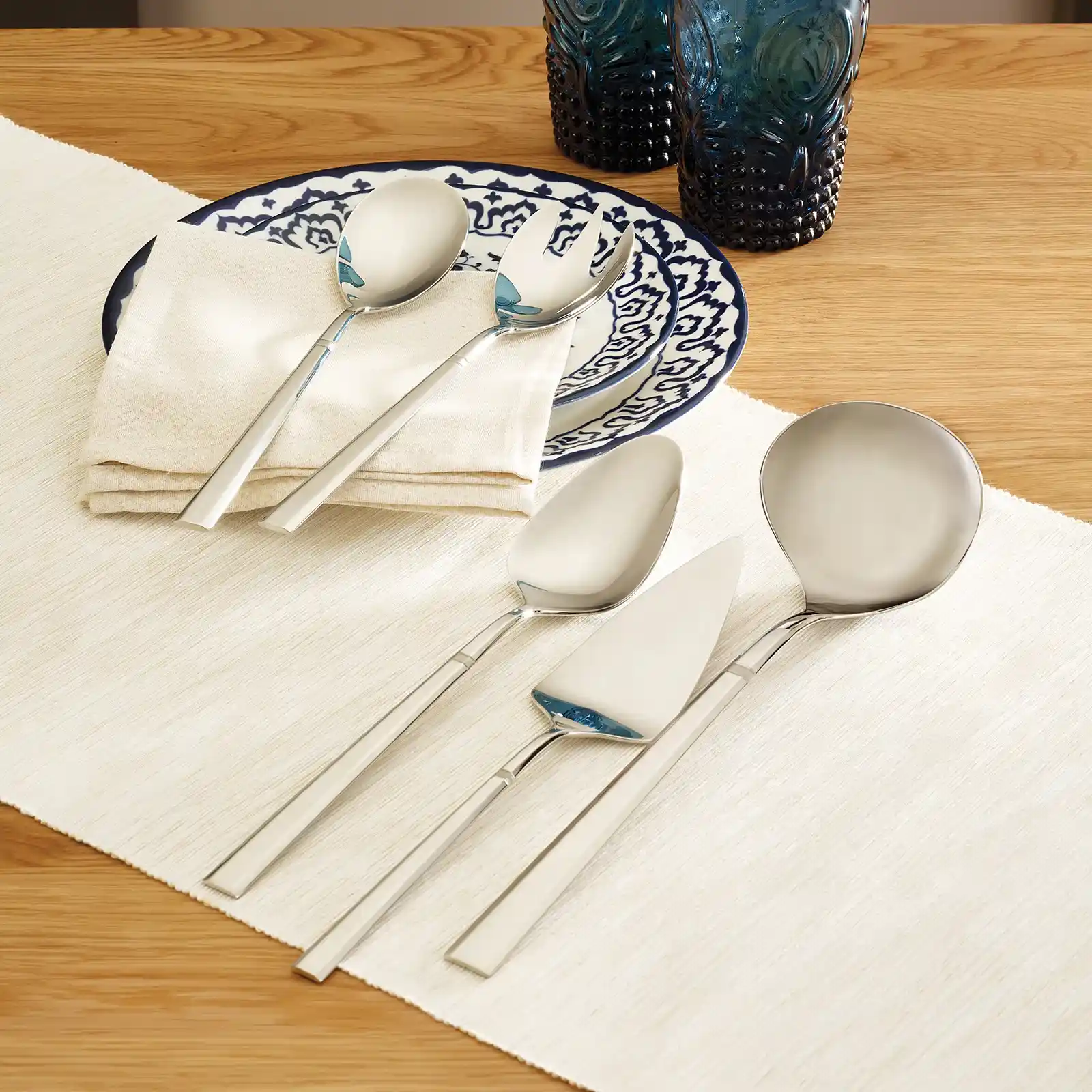 Emsan Penta 5 Parça Servis Seti ile Mutfak Dekorasyonunuza Şıklık Katın