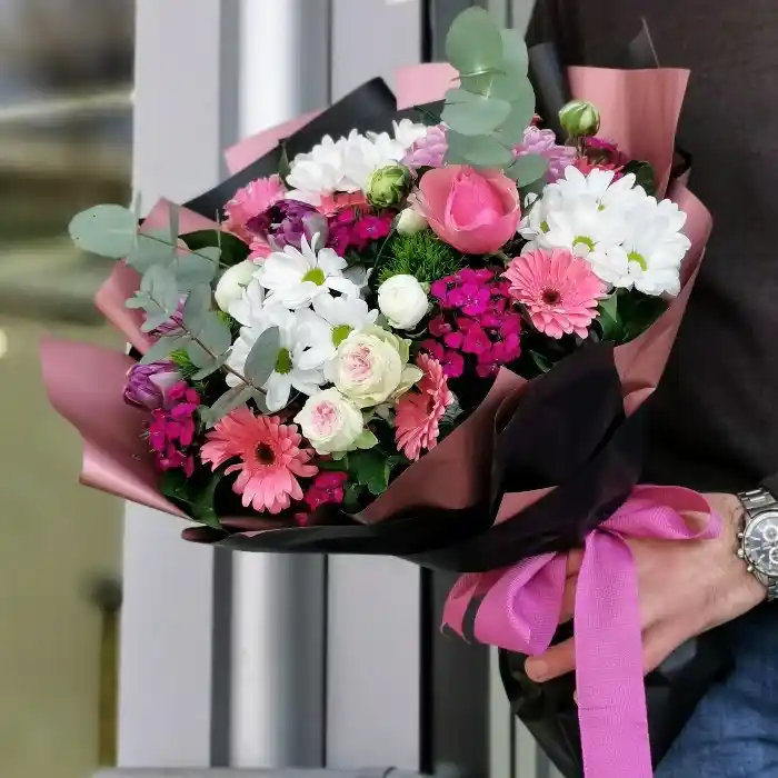 En Güzel Buket Çiçek Resimleriyle Mekanlarınızı Estetik ve Anlamlı Hale Getirin