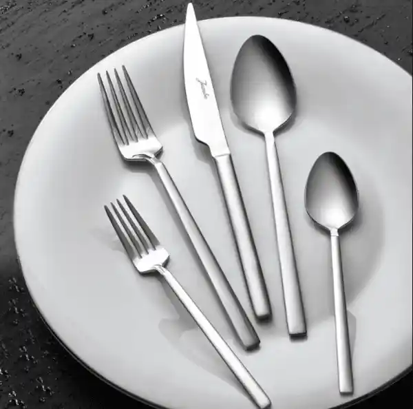 En İyi Çatal Bıçak Takımı Seçimi: Dekorasyon ve İşlevselliğin Uyumuyla Şık Sofralar