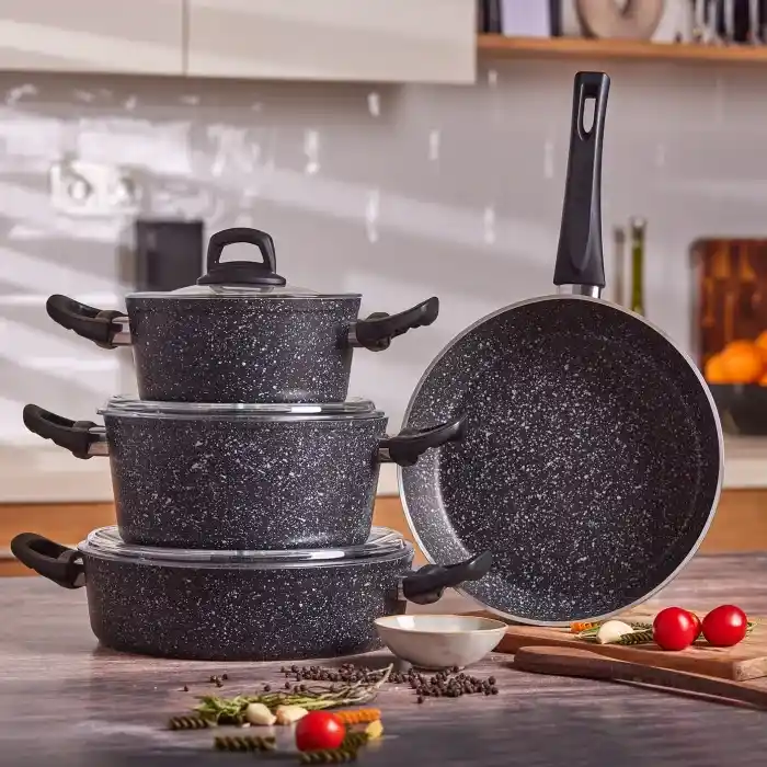 En Kaliteli Granite Tencere Seçenekleri ve Mutfak Dekorasyonuna Uygun Kullanım İpuçları