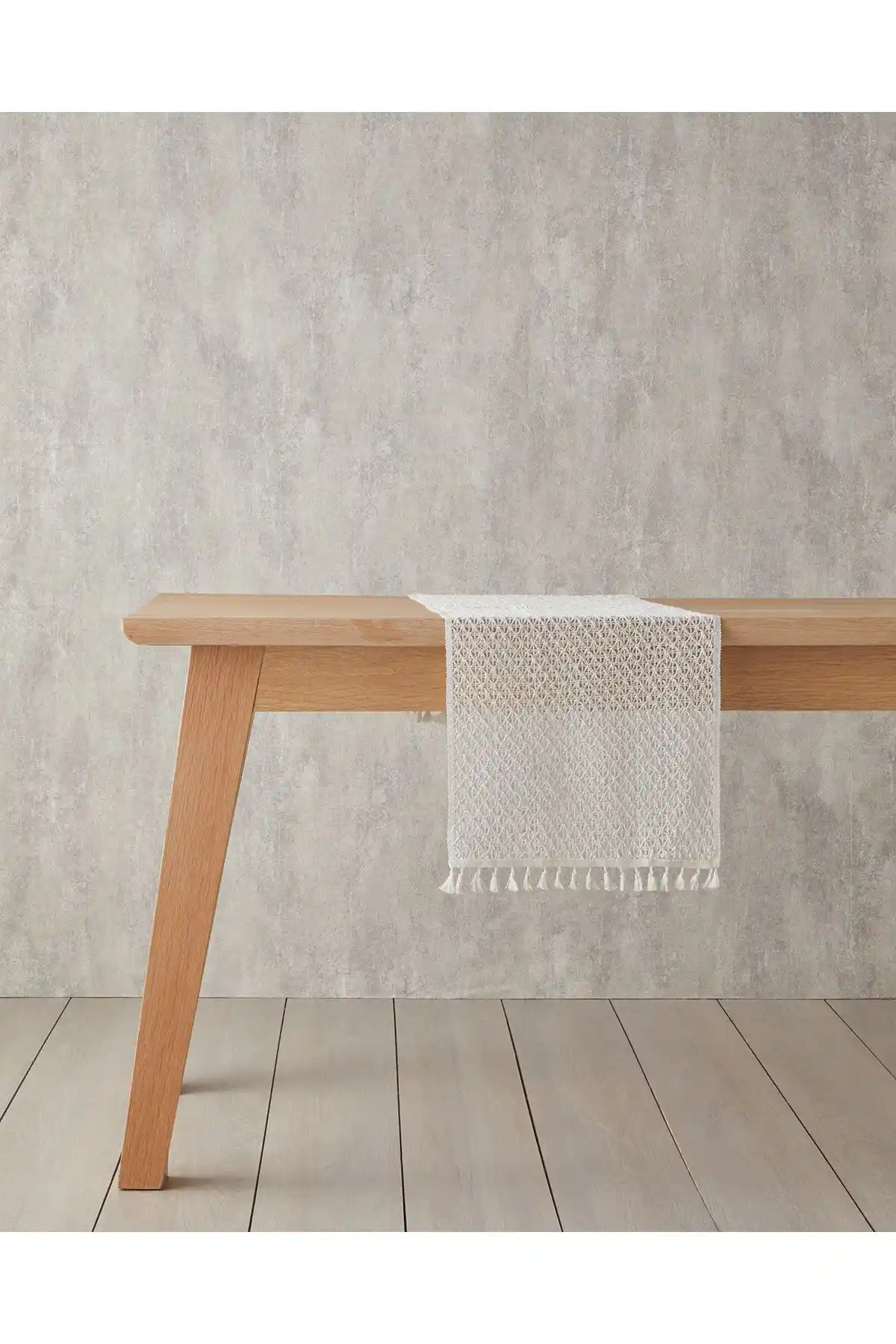 English Home ile Dekorasyonda Şıklık ve Fonksiyonellik: En Güzel Runner Modelleri