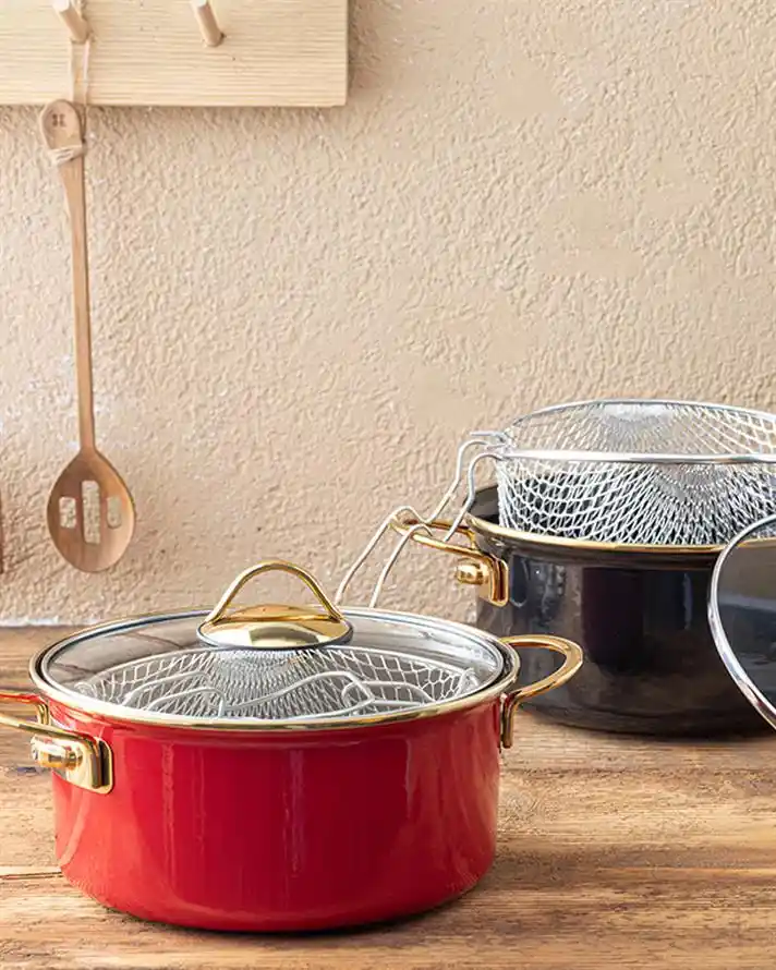 English Home Kızartma Tencereleri ile Mutfakta Şıklık ve İşlevselliğin Buluşması