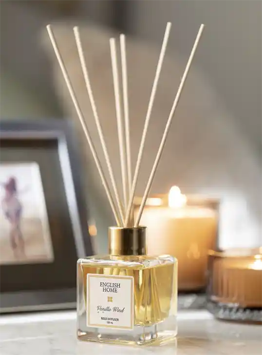 English Home Kokulu Çubuklar ile Evinize Şıklık ve Ferahlık Katın